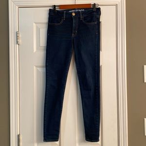 American Eagle Size 6 Regular Midrise Super stretch Dark Jeans